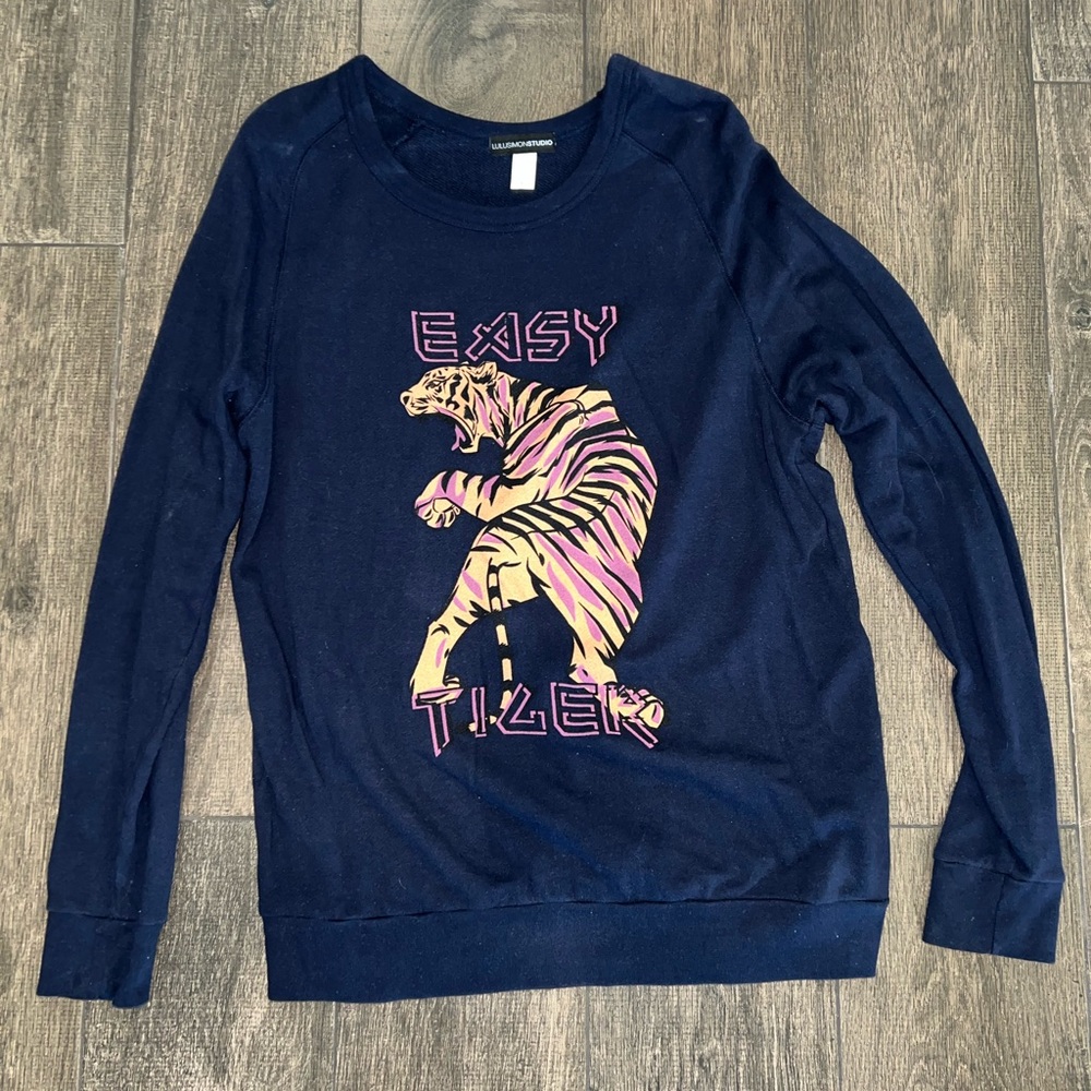 Navy Sweatshirt with Tiger Graphic
